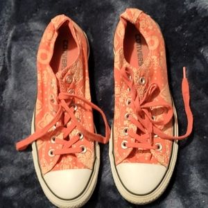 Converse low tops